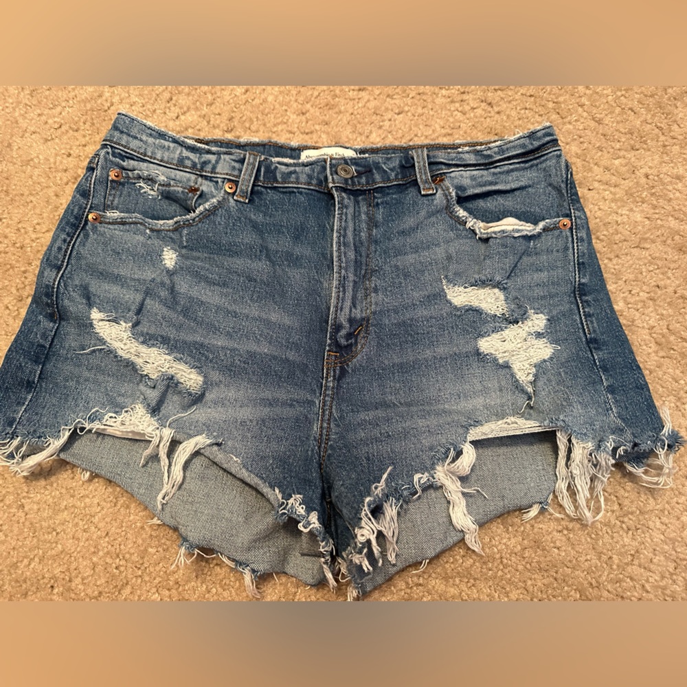 Abercrombie and Fitch Mom Jean short